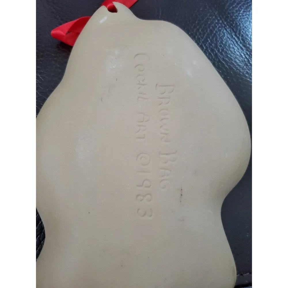 Vintage 1983 Brown Bag‎ Christmas Cookie Art Clay Mold Stamp Santa Claus 7.25